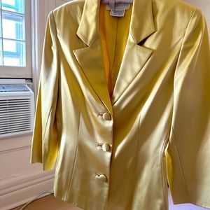 Elegant Yellow Blazer